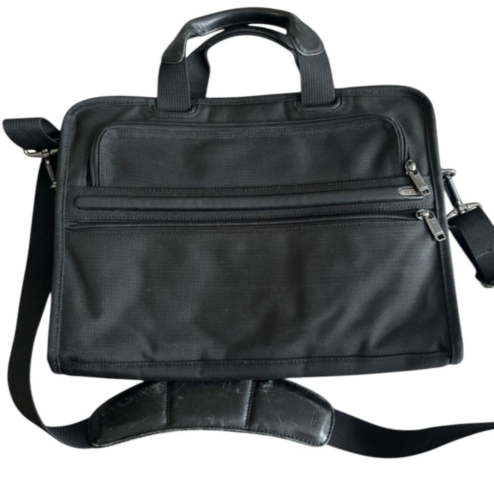 Tumi FXT Ballistic Nylon Slim Deluxe Portfolio STYLE #26101D4 Black
